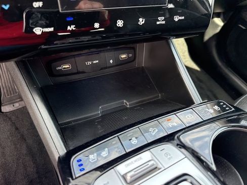 Used 2023 Hyundai Tucson Limited w/ Cargo Package image 8