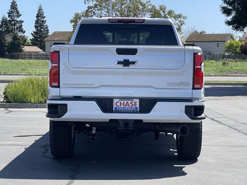 New 2025 Chevrolet Silverado 2500 High Country w/ Technology Package image 7