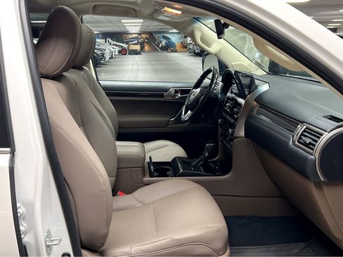 Used 2023 Lexus GX 460 Premium w/ Premium Plus Package AWD/4WD image 25