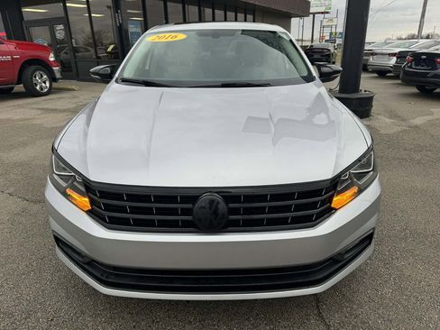 Used 2016 Volkswagen Passat 1.8T SE image 3