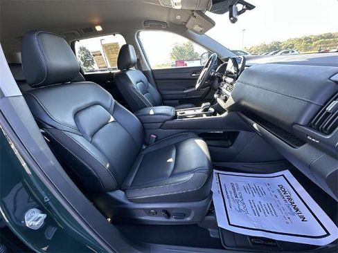 Certified 2023 Nissan Pathfinder SL image 25