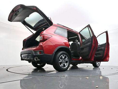 Used 2023 Honda Passport TrailSport image 57