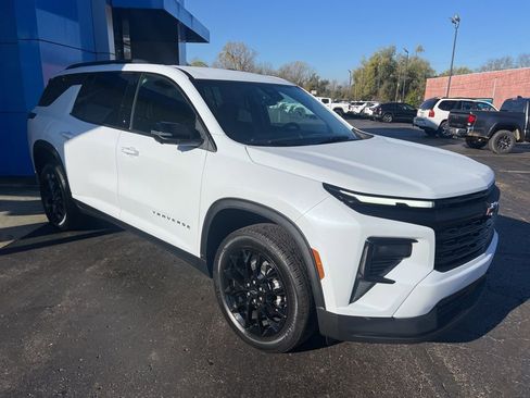 New 2026 Chevrolet Traverse LT w/ Midnight/Sport Edition image 5