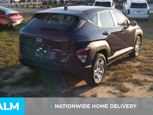 Used 2026 Hyundai Kona SE image 5
