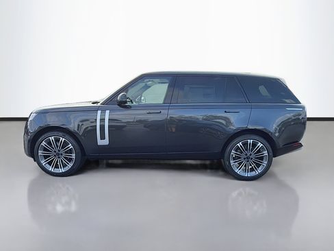 New 2026 Land Rover Range Rover Long Wheelbase Autobiography image 2