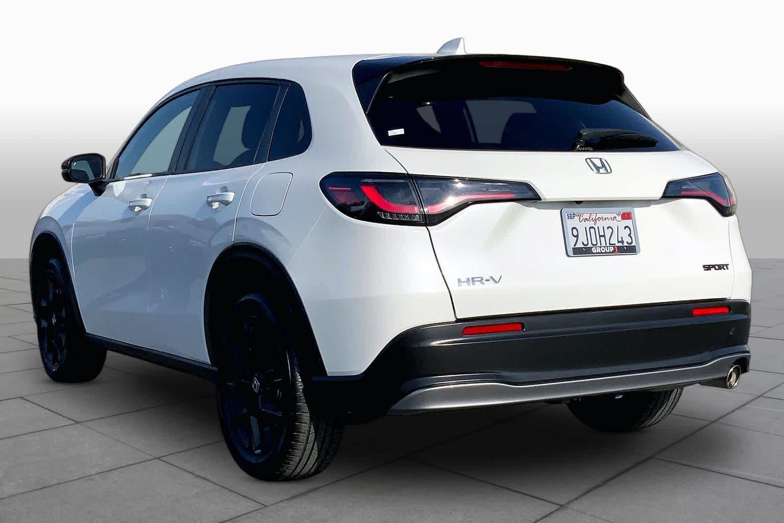 Used 2024 Honda HR-V Sport image 11