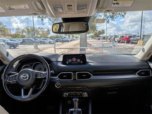 Used 2017 MAZDA CX-5 Touring w/ Preferred Equipment Package image 17