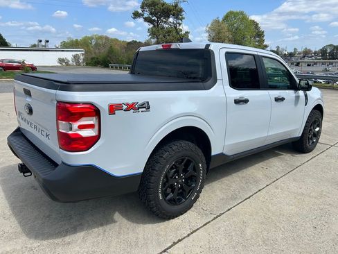 Used 2025 Ford Maverick XLT w/ XLT Luxury Package image 6