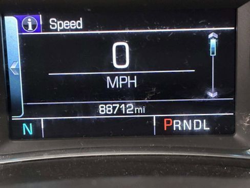 Used 2017 Chevrolet Malibu LT w/ Driver Confidence Package image 36