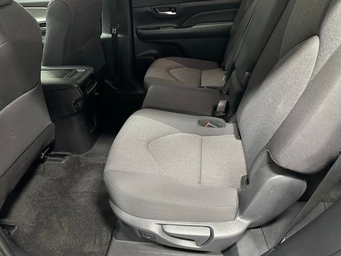 Used 2025 Toyota Grand Highlander AWD image 47