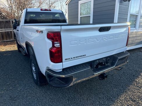 Used 2025 Chevrolet Silverado 2500 W/T w/ WT Convenience Package image 4