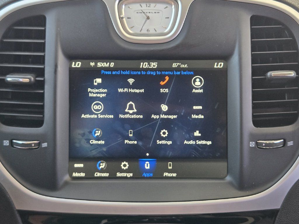 Used 2023 Chrysler 300 Touring w/ Sport Appearance Package RWD image 17