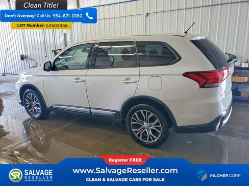 Used 2016 Mitsubishi Outlander AWD image 3
