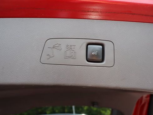 Used 2022 Lincoln Corsair Reserve w/ Equipment Group 201A image 24