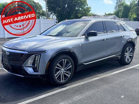 Used 2024 Cadillac Lyriq Tech w/ LPO, Floor Liner Package AWD/4WD image 2