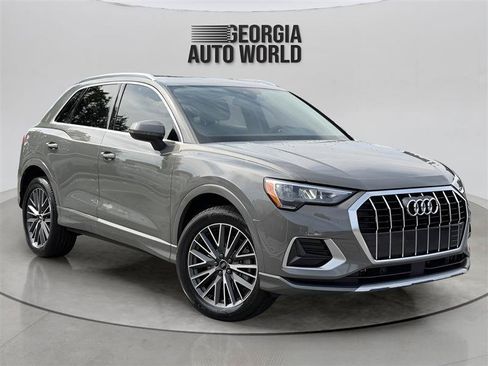 Used 2022 Audi Q3 2.0T Premium w/ Convenience Package AWD/4WD image 7