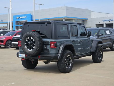 Used 2024 Jeep Wrangler Unlimited Rubicon w/ Capability Package AWD/4WD image 11