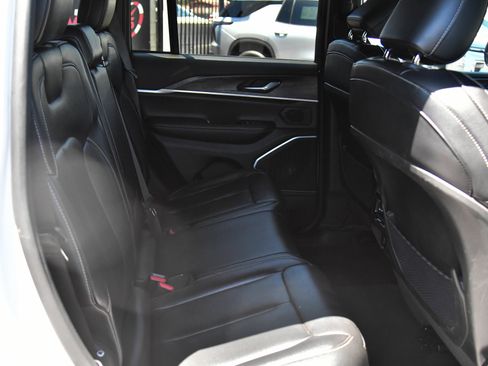 Used 2024 Jeep Grand Cherokee Limited 4xe AWD/4WD image 44