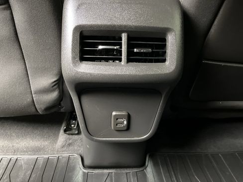 Used 2020 GMC Terrain SLE w/ Driver Convenience Package AWD/4WD image 11