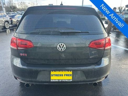 Used 2017 Volkswagen GTI SE image 6