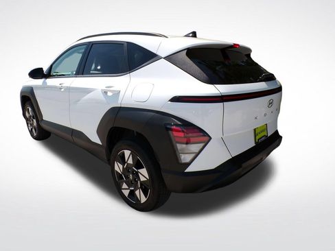 Certified 2024 Hyundai Kona SEL AWD/4WD image 4