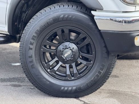 Used 2003 Toyota Tacoma PreRunner image 5