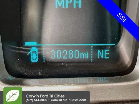 Used 2013 Chevrolet Camaro SS w/ SS Performance Package RWD image 2