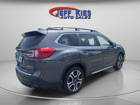 Used 2023 Subaru Ascent Limited w/ Technology Package AWD/4WD image 5
