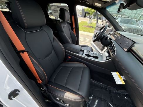 New 2026 Genesis GV70 3.5T Sport Advanced AWD/4WD image 25