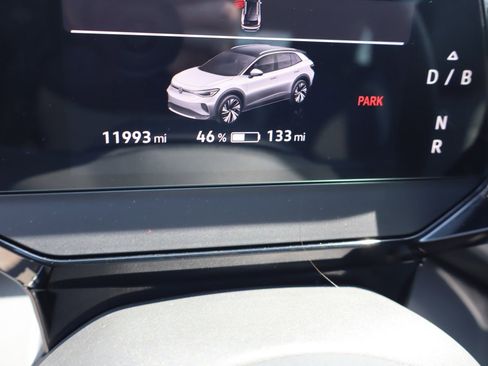 Used 2023 Volkswagen ID.4 Pro S AWD/4WD image 9