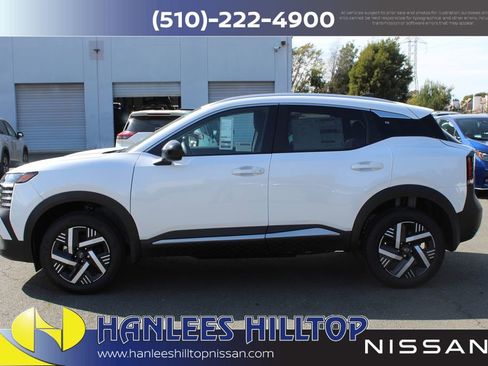 New 2026 Nissan Kicks SV image 2