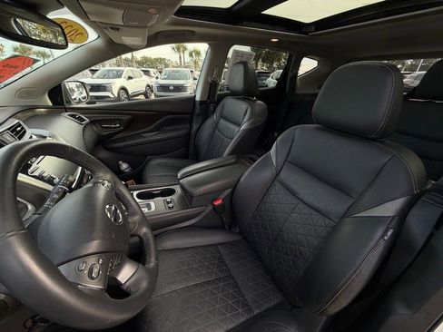 Certified 2022 Nissan Murano Platinum w/ Cargo Package image 12