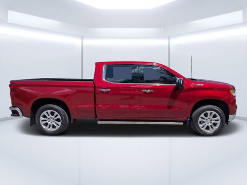 Used 2022 Chevrolet Silverado 1500 LTZ w/ LTZ Premium Package AWD/4WD image 2
