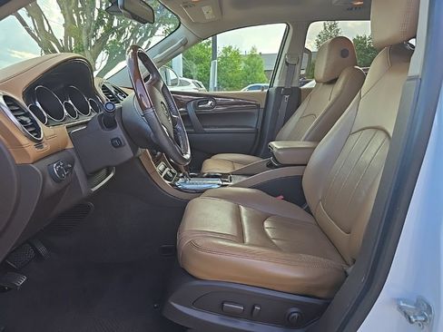 Used 2017 Buick Enclave Premium w/ Experience Buick Package FWD image 21