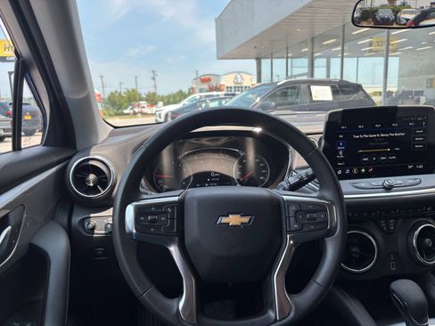 Used 2026 Chevrolet Blazer LT AWD/4WD image 31