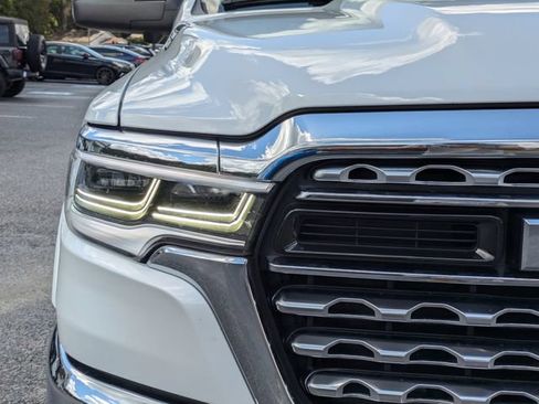 Used 2025 RAM 1500 Limited AWD/4WD image 11