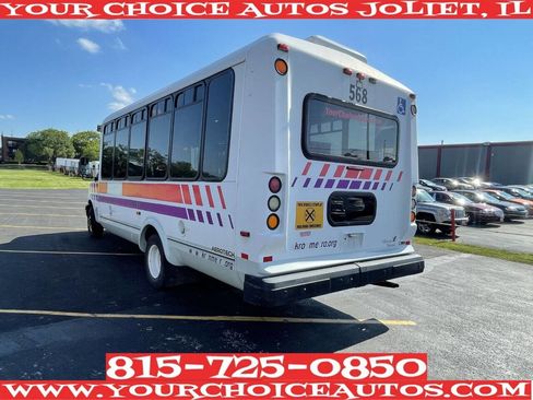 Used 2014 Chevrolet Express 4500 4500 2dr Commercial/Cutaway/Ch w/ Shuttle Bus Package image 8