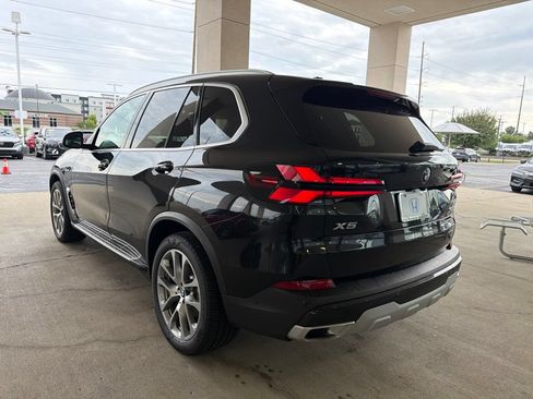 Used 2026 BMW X5 xDrive40i AWD/4WD image 3