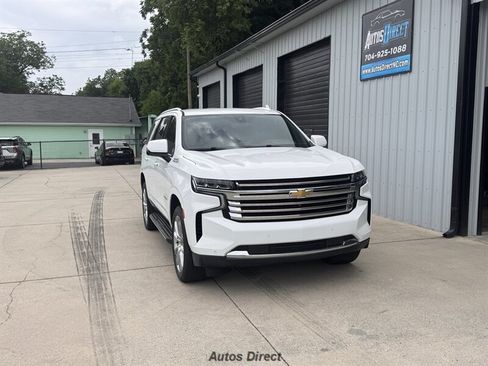 Used 2021 Chevrolet Tahoe High Country RWD image 14