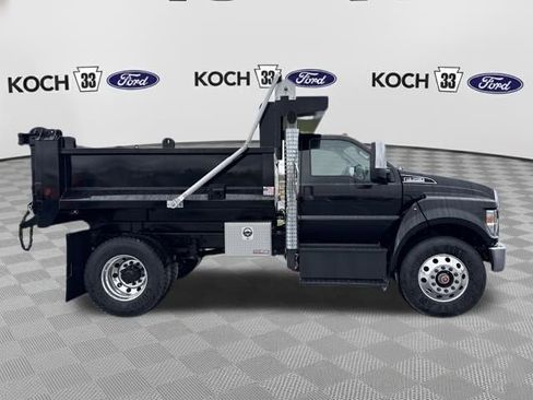 New 2027 Ford F750 2WD Regular Cab Super Duty image 9