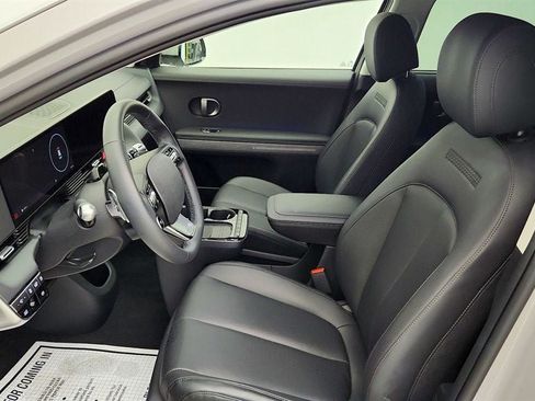 Used 2025 Hyundai Ioniq 5 Limited RWD image 11