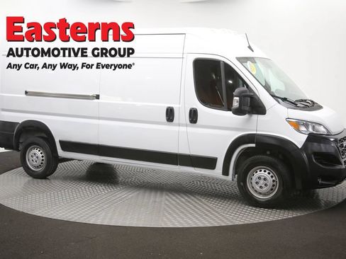 Used 2025 RAM ProMaster 2500 w/ Convenience Group FWD image 47