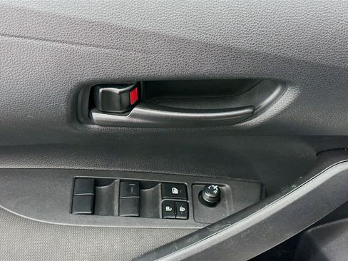 Used 2025 Toyota Corolla LE image 15