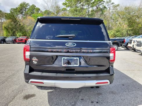 Used 2022 Ford Expedition Timberline image 9