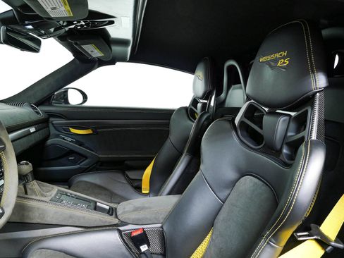 Certified 2025 Porsche 718 Boxster Spyder RS RWD image 5