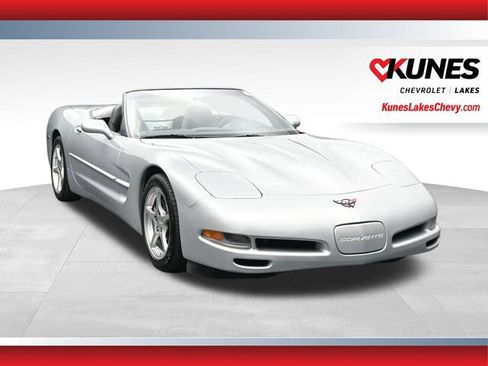 Used 2000 Chevrolet Corvette Convertible w/ Memory Pkg RWD image 1