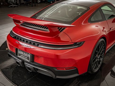 New 2026 Porsche 911 Carrera 4 GTS image 23