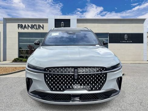 New 2026 Lincoln Nautilus Reserve AWD/4WD image 2