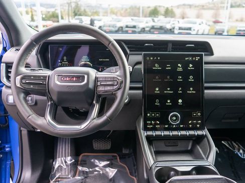 New 2026 GMC Terrain AT4 AWD/4WD image 14