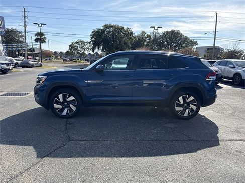 Used 2025 Volkswagen Atlas Cross Sport SE image 8